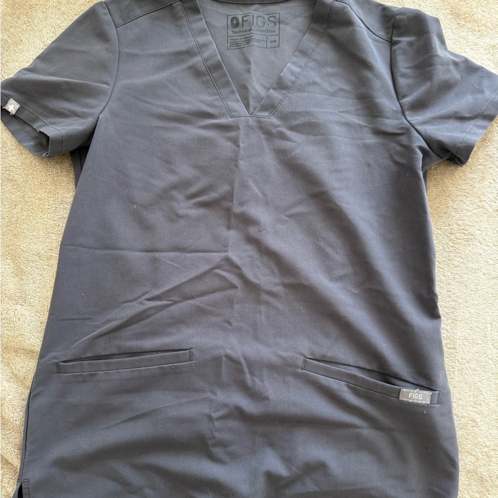 Figs Women's charcoal V-Neck Top